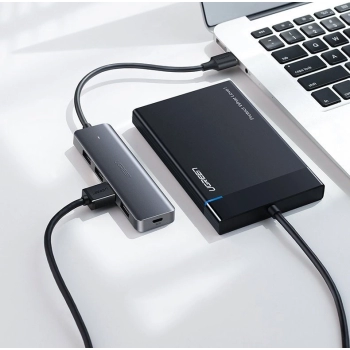 Ugreen rozdzielacz HUB USB Typ C - 4x USB 3.2 Gen 1 z portem zasilania USB-C szary (CM219 70336)